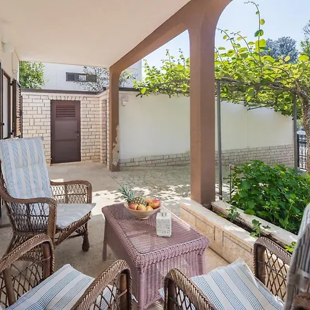 Kazalac Oasis * Porec